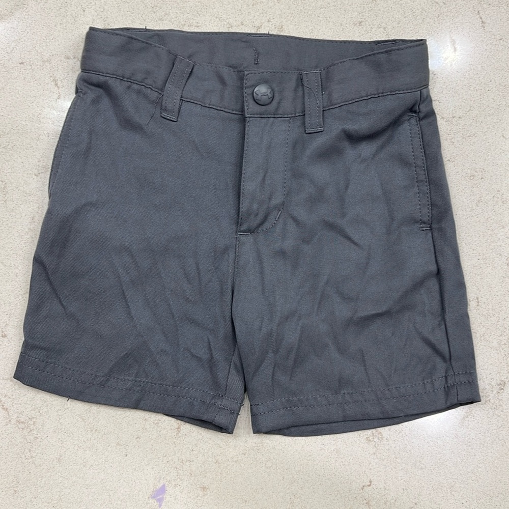 Under Armour golf shorts